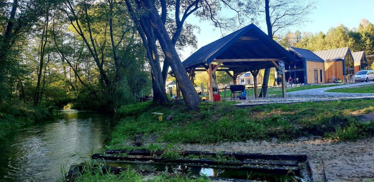 Hotel Bursztynowy Jozefow na Wisla Kültér fotó