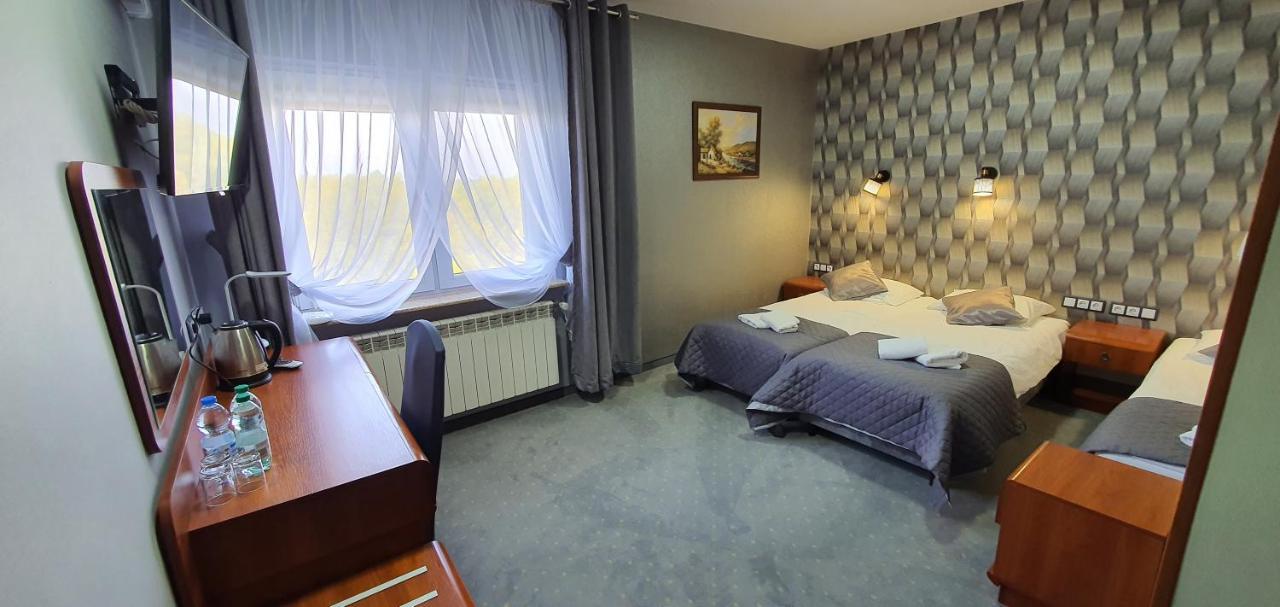 Hotel Bursztynowy Jozefow na Wisla Kültér fotó