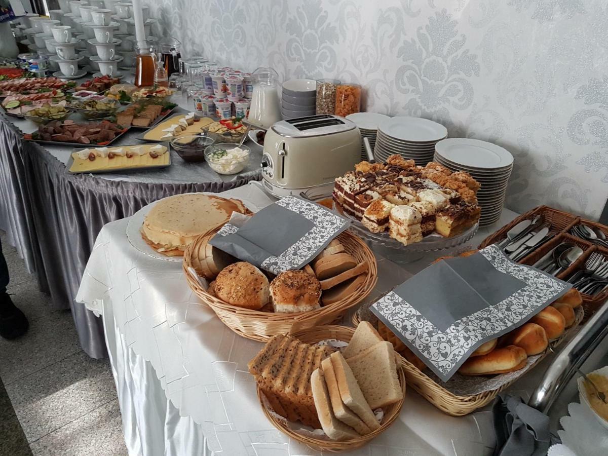 Hotel Bursztynowy Jozefow na Wisla Kültér fotó