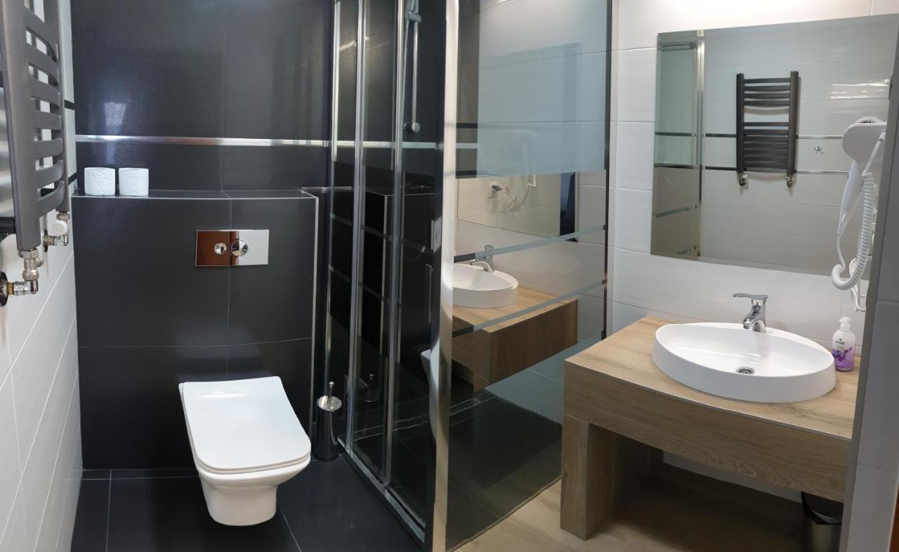 Hotel Bursztynowy Jozefow na Wisla Kültér fotó