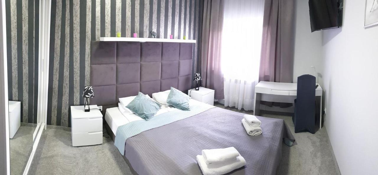 Hotel Bursztynowy Jozefow na Wisla Kültér fotó