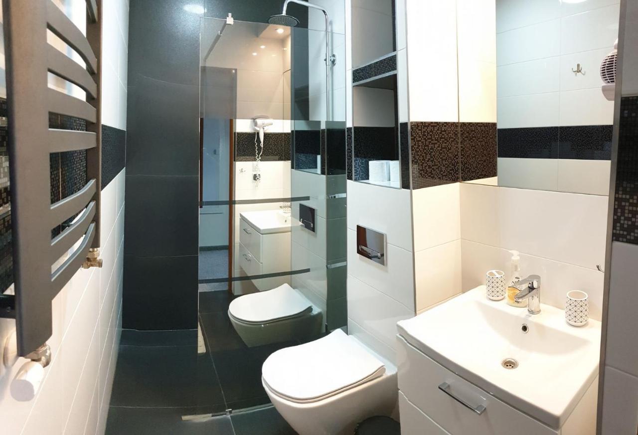 Hotel Bursztynowy Jozefow na Wisla Kültér fotó