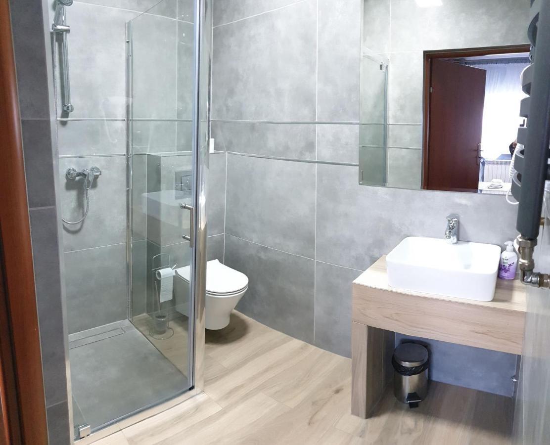 Hotel Bursztynowy Jozefow na Wisla Kültér fotó