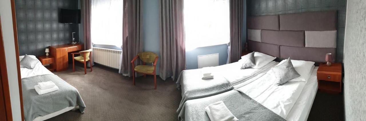 Hotel Bursztynowy Jozefow na Wisla Kültér fotó