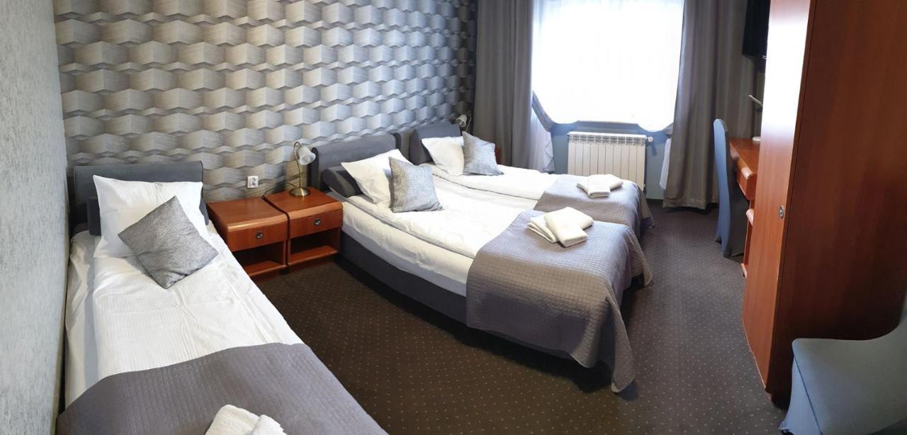 Hotel Bursztynowy Jozefow na Wisla Kültér fotó
